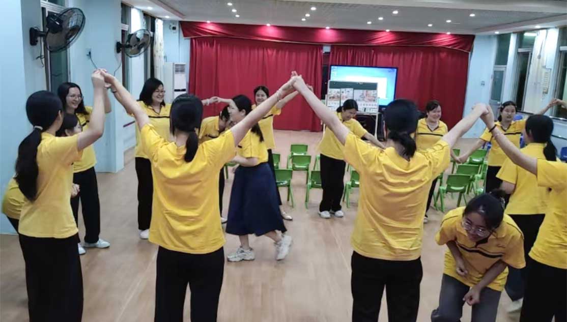 04图四.jpg 04图四.jpg