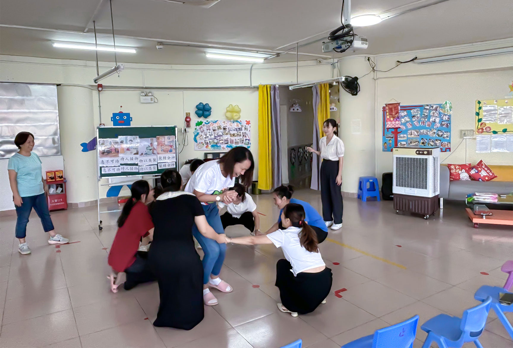 04图四.jpg 04图四.jpg